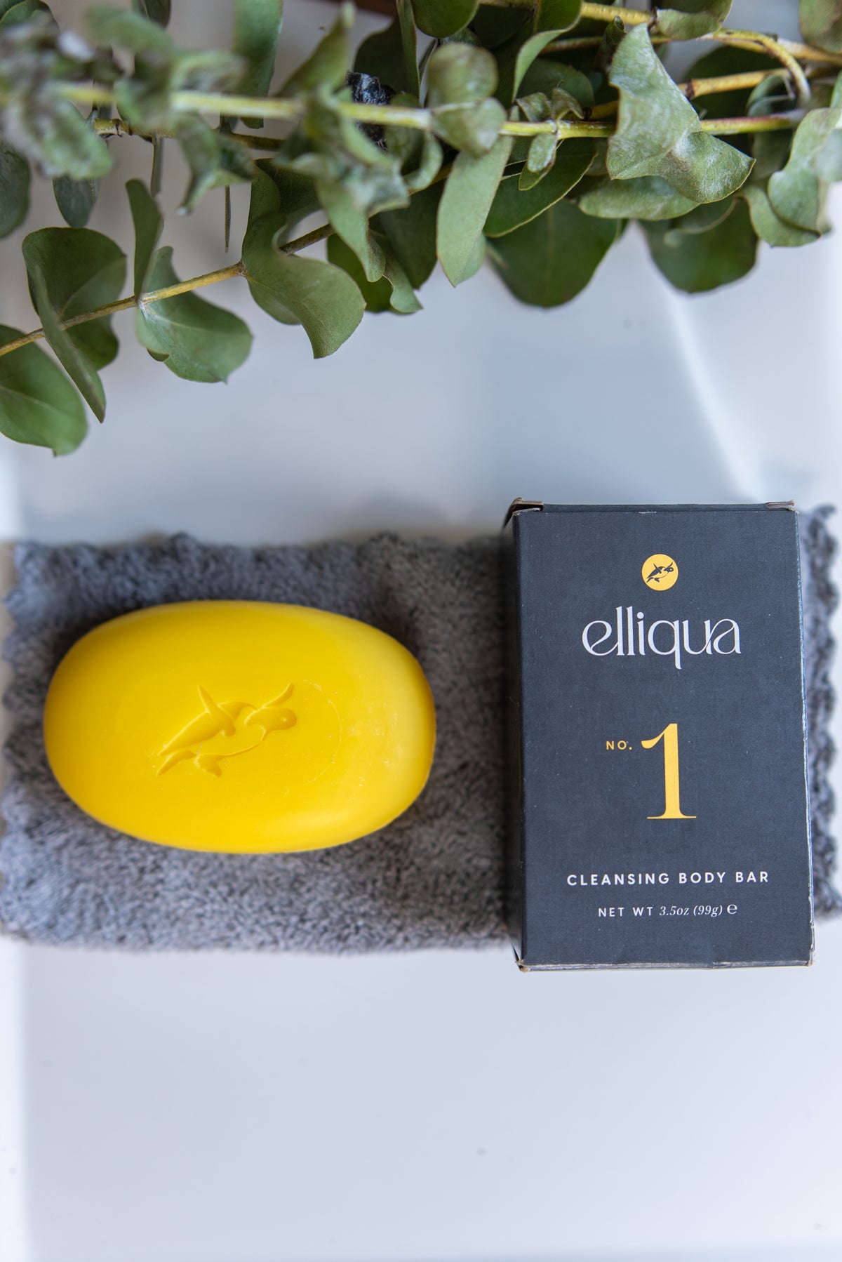 Elliqua Cleansing Body Bar - No.1 - Citrus + Herbal Musk